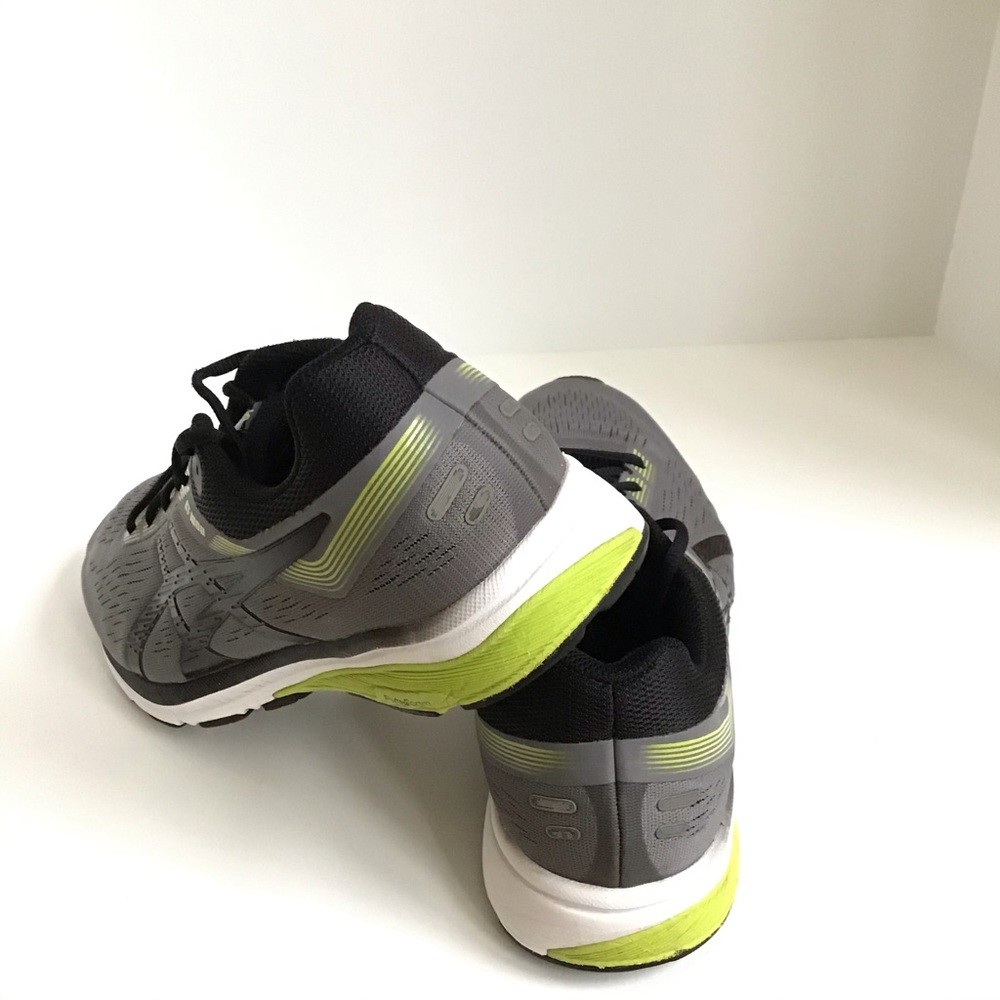 ASICS GT-1000 7 Running Shoes - Picture 5 of 10